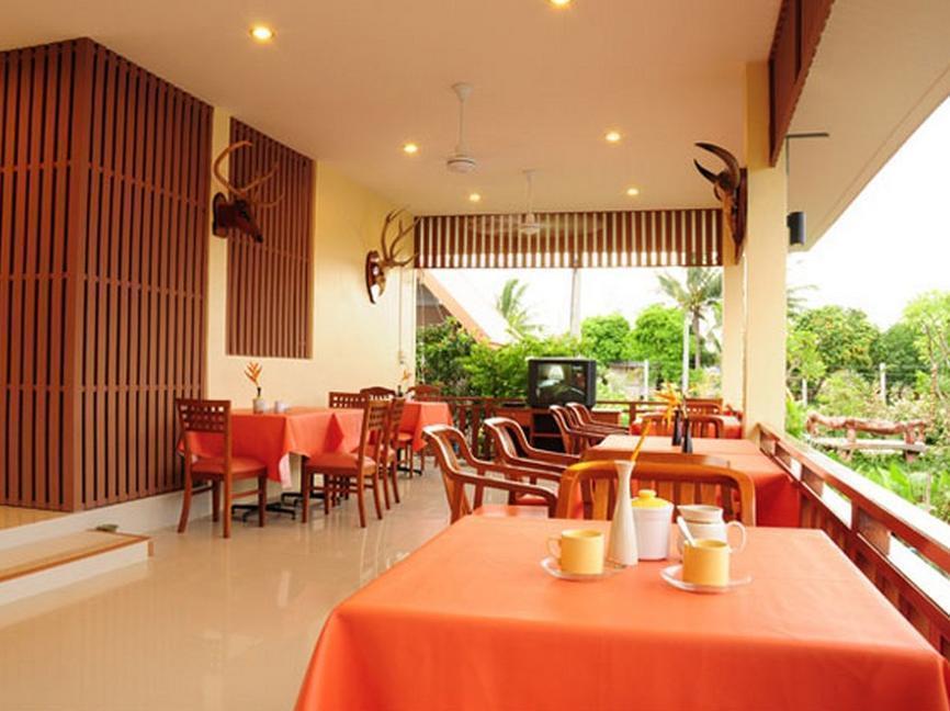 Baan Chay Namm Resort Banguecoque Exterior foto
